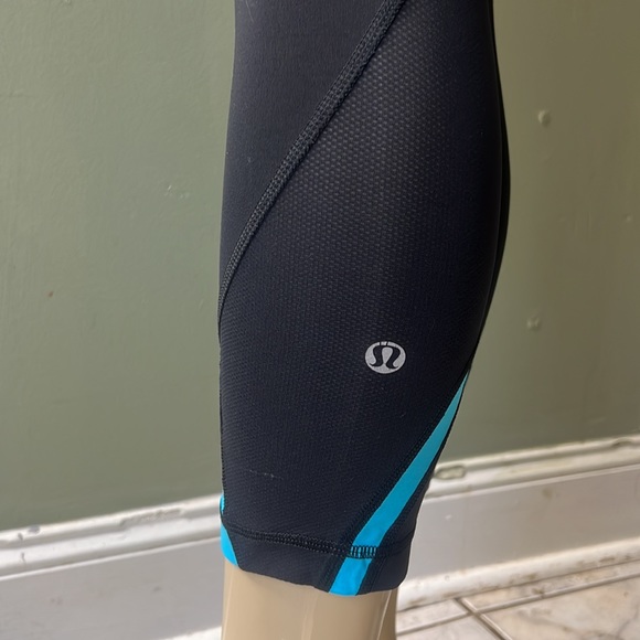 Lululemon  athletica ancle cropped - Picture 3 of 5